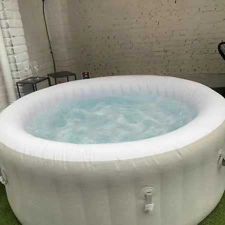 Lejlighed Les Thermes Du Beffroi Calais
